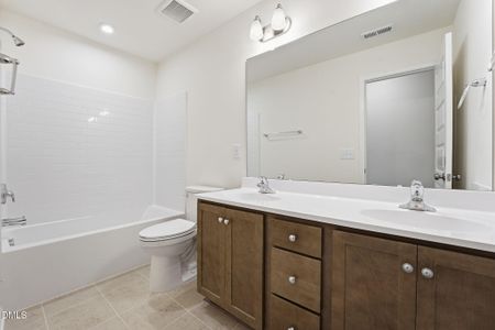 New construction Single-Family house 150 Cribbs Ln, Middlesex, NC 27557 plan King - image 8