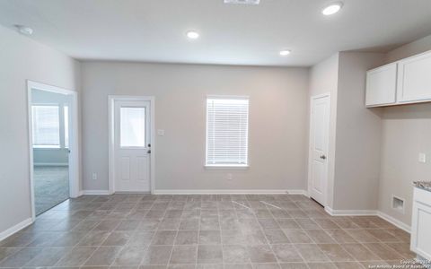 New construction Single-Family house 5230 Olene Flats, Von Ormy, TX 78073 Frio- photo 7 7