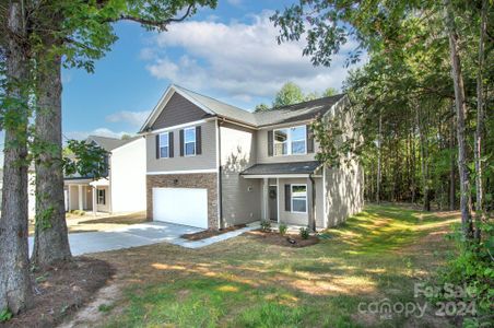 New construction Single-Family house 229 Robinson Clemmer Road, Dallas, NC 28034 - photo 0