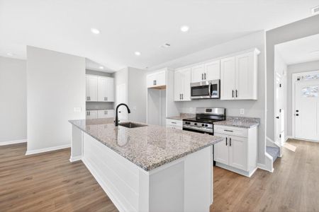 New construction Townhouse house 594 Madison St, Unit 100, Commerce, GA 30529 - image 5