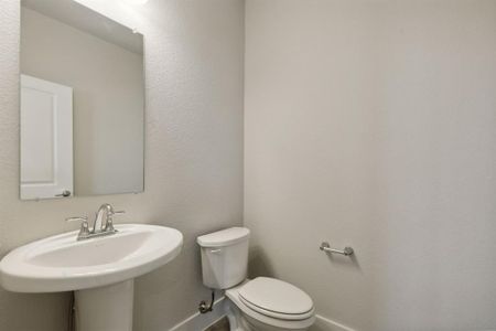 Unfurnished room featuring light hardwood / wood-style floors and ceiling fan