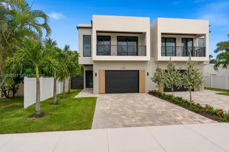 New construction Single-Family house 1234 Ne 17Th Ter, Fort Lauderdale, FL 33304 - image