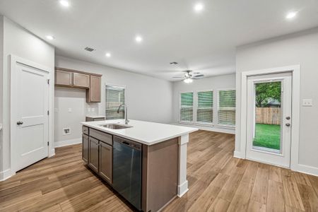 New construction Single-Family house 5058 Lassen Ln, Belton, TX 76513 plan Renee - image 4