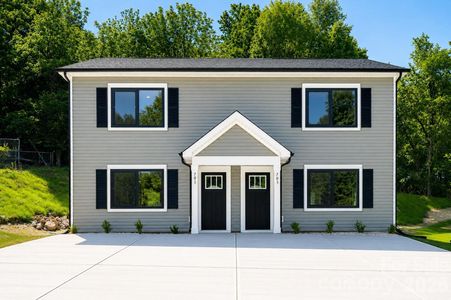 New construction Duplex house 701 2Nd Street Pl Sw, Conover, NC 28613 - image