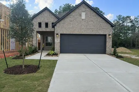 New construction Single-Family house 15884 Mahogany Mist Dr, Conroe, TX 77302 plan Athens - image