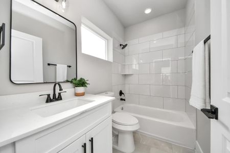 New construction Single-Family house 1102 Mansfield St, Unit A, Houston, TX 77091 - image 17