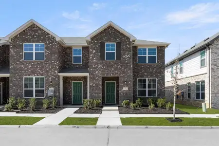 New construction Townhouse house 232 Wagon Spoke Wy, Unit 17, Fort Worth, TX 76120 - image