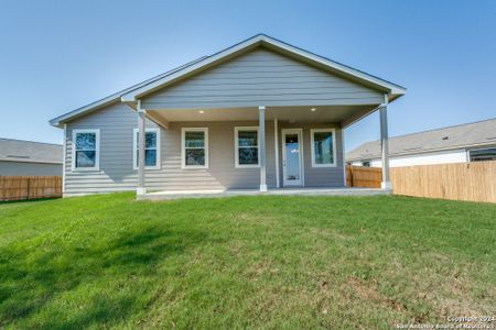 New construction Single-Family house 632 Candace Ct, Seguin, TX 78155 Sheffield- photo 18 18