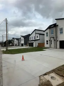 New construction Single-Family house 1410 Diceman Ave, Dallas, TX 75203 - image