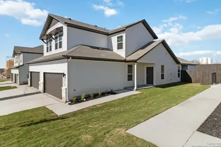 New construction Multi-Family house 445 Cross Barn Blvd, Buda, TX 78610 plan Duplex 1800 - image 2