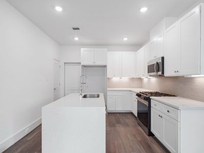 New construction Single-Family house 7508 Carver Rd, Houston, TX 77088 - image 7
