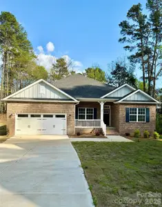 New construction Single-Family house 2913 Waterford Ln, Unit 34, Albemarle, NC 28001 - image