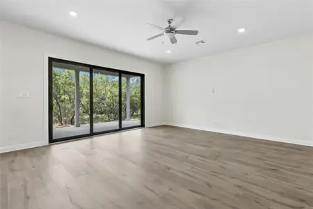 New construction Single-Family house 113 Shikra Cv, Cedar Creek, TX 78612 plan McDougal - image 20