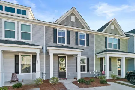 New construction Townhouse house 511 Green Fern Dr Hwy, Unit 62, Summerville, SC 29483 - image