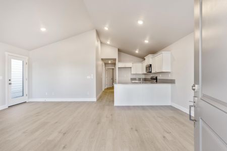 New construction Single-Family house 4032 Sw Obsidian Pl, Redmond, OR 97756 plan Astoria - image 11