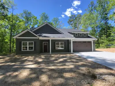 New construction Single-Family house 16 Forest Dr, Travelers Rest, SC 29690 - image
