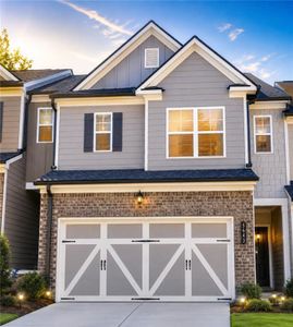 New construction Townhouse house 5643 Chickory Dr, Flowery Branch, GA 30542 - image