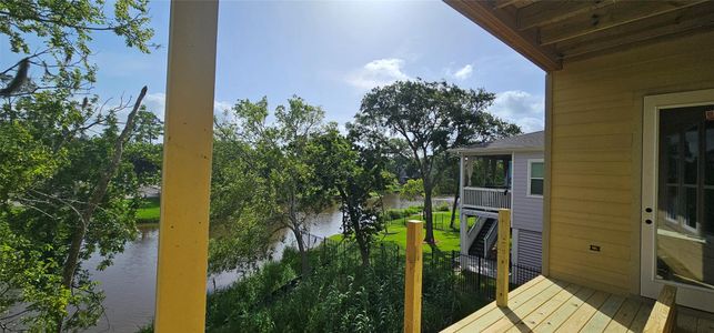 New construction Single-Family house 3905 Peacock Isle Dr, Dickinson, TX 77539 - image 6