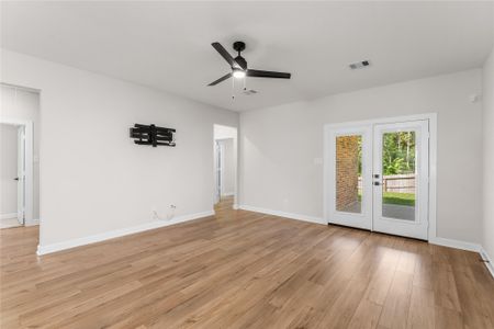 New construction Single-Family house 6167 White Spruce Dr, Conroe, TX 77304 - image 14
