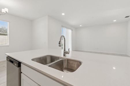 New construction Single-Family house 3195 Fall Harvest Dr, Zephyrhills, FL 33540 plan Marina - image 17