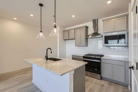 New construction Townhouse house 374 N Geneva St, Aurora, CO 80010 null- photo 9 9