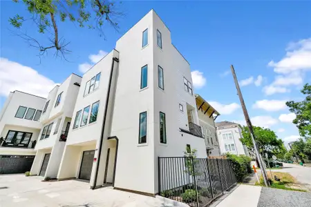 New construction Single-Family house 5439 Darling St, Houston, TX 77007 null- photo 0