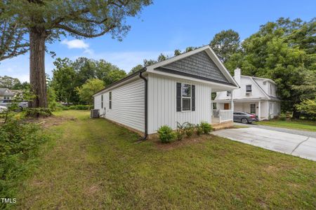 New construction Single-Family house 208 W Holt St, Burlington, NC 27217 - image
