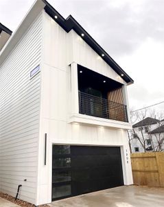 New construction Single-Family house 7012 Sidney St, Houston, TX 77021 - image