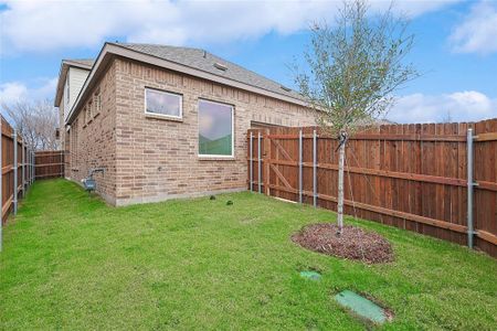 New construction Single-Family house 2017 Sherwood Dr, Garland, TX 75042 Orwell- photo 21 21