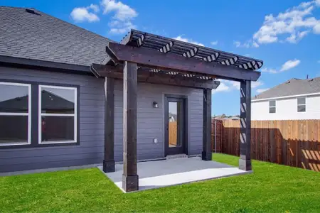 New construction Single-Family house 2407 Stonebriar Ln, Sherman, TX 75092 - image 3