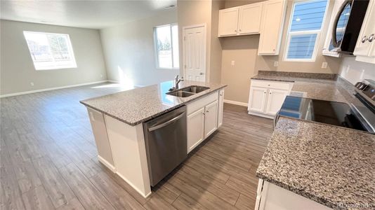 New construction Duplex house 284 Scaup Ln, Johnstown, CO 80534 Acadia- photo 3 3