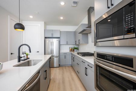 New construction Condo house 719 E Locust, Unit 2108, San Antonio, TX 78212 - image 10