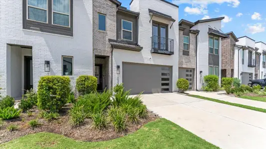 New construction Townhouse house 16627 Lake Austin St, Cypress, TX 77433 - image