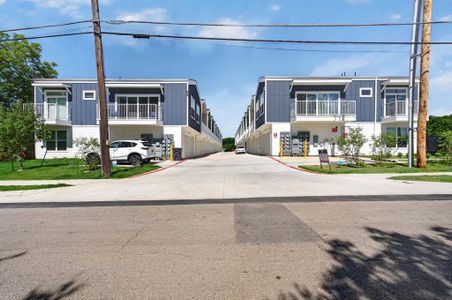 New construction Townhouse house 2925 Spruce Valley Ln, Unit 303, Dallas, TX 75233 - image