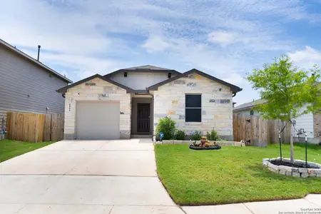 New construction Single-Family house 6806 Rondo Measure, San Antonio, TX 78252 plan 1310 - ELEV A - THE MABRY - image