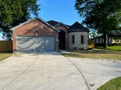 New construction Single-Family house 1202 Commerce Dr, Greenville, TX 75401 - image
