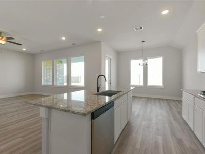 New construction Single-Family house 3315 Hidden Mist Dr, Texas City, TX 77539 plan The Edward C - image 10