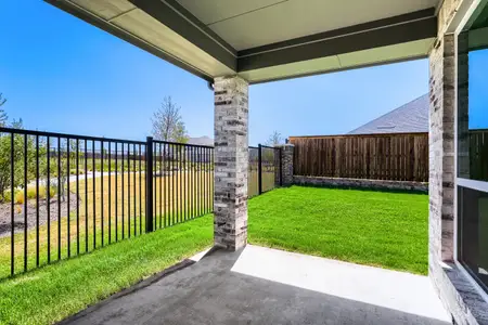 New construction Single-Family house 2617 Grinnel Dr, Celina, TX 75009 plan 1523 - image 3