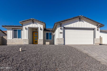 New construction Single-Family house 6188 S Eagle Pass Road, Gold Canyon, AZ 85118 - photo 0