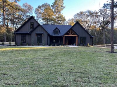 New construction Single-Family house 10504 Greenbriar Dr, Plantersville, TX 77363 - photo 0