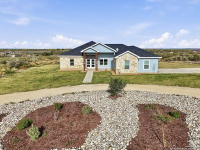 New construction Single-Family house 59 Greystone Hls, Uvalde, TX 78801 - image