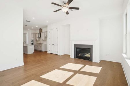 New construction Townhouse house 3887 Allegretto Cir, Atlanta, GA 30339 Legato- photo 25 25