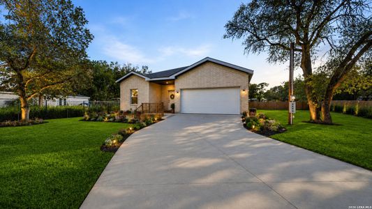 New construction Single-Family house 4606 Lee Wy, Elmendorf, TX 78112 - image