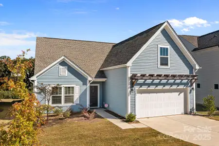 New construction Single-Family house 5143 Arbordale Wy, Mount Holly, NC 28120 - image