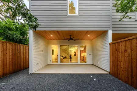 New construction Single-Family house 812 W 10Th St, Dallas, TX 75208 - image