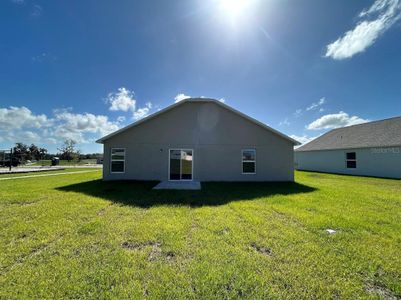 New construction Single-Family house 1061 Bergamot Dr, Bartow, FL 33830 - photo 0