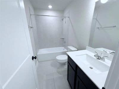 New construction Single-Family house 2215 Inglenook Grove Dr, Katy, TX 77493 plan Ironwood II Sunterra 50s - image 9