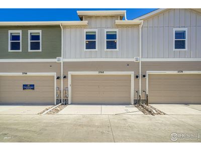 New construction Townhouse house 2768 Bear Springs Cir, Longmont, CO 80503 - image