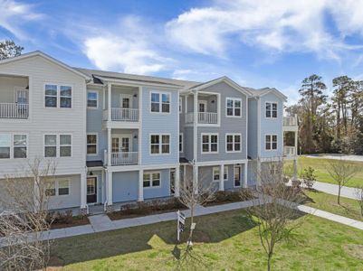 New construction Townhouse house 635 N Laurel St, Summerville, SC 29483 - image