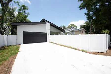 New construction Single-Family house 5346 2Nd Ave S, St. Petersburg, FL 33707 - image